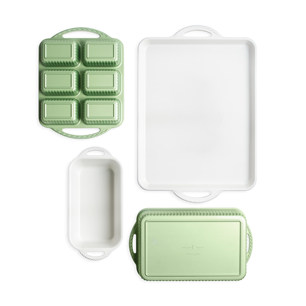 Cardamom™ 4 Piece Bakeware SetCardamom™ 4 Piece Bakeware Set