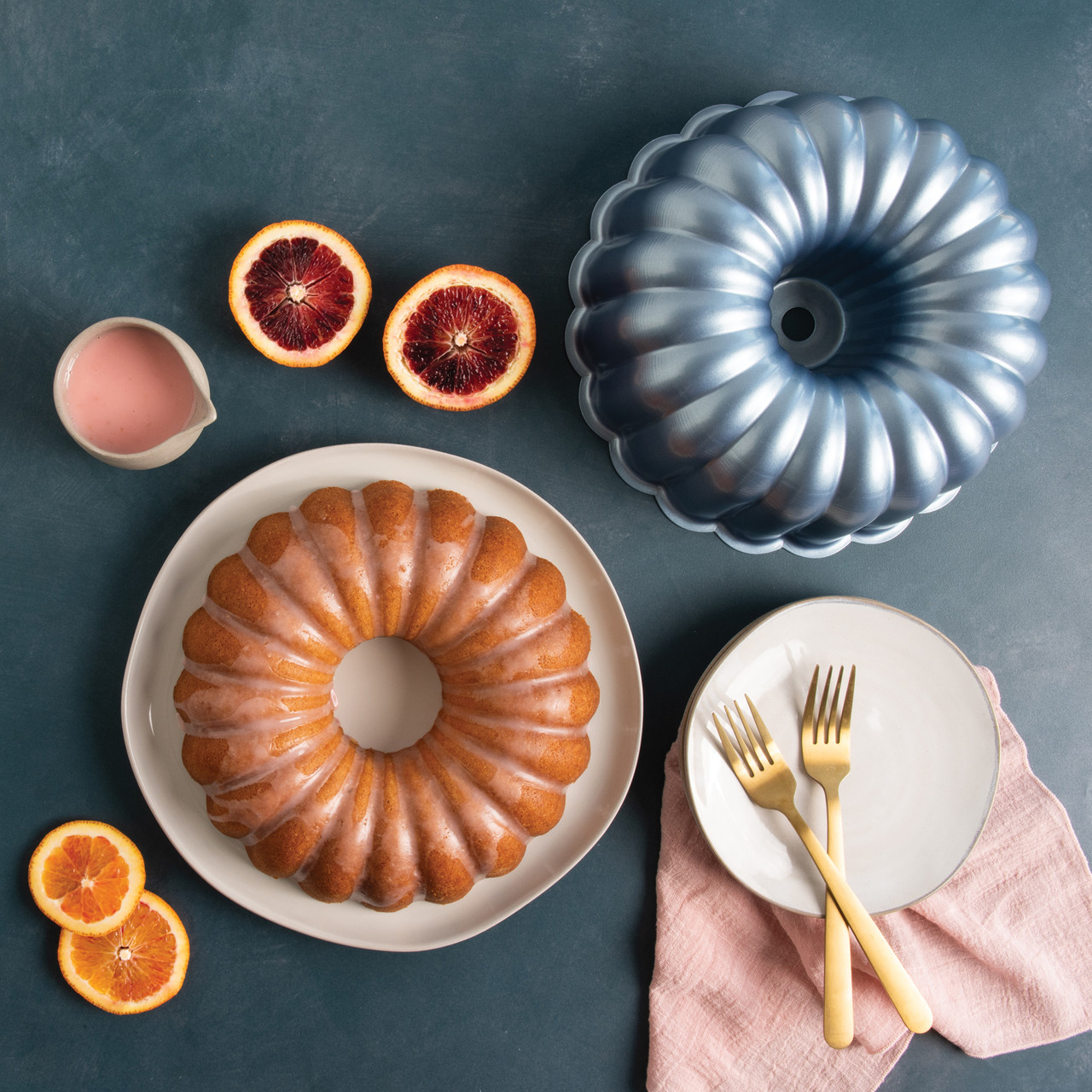 Formed Elegant Party Bundt®Formed Elegant Party Bundt® - Image 3
