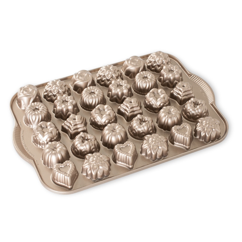 Bundt® Tea Cakes and Candies PanBundt® Tea Cakes and Candies Pan