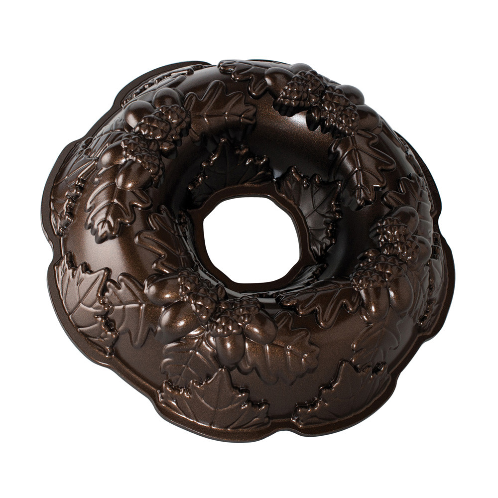 Autumn Wreath Bundt® PanAutumn Wreath Bundt® Pan