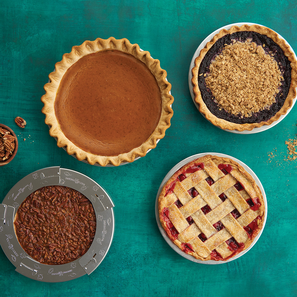 Naturals® High Dome Covered Pie PanNaturals® High Dome Covered Pie Pan - Image 3