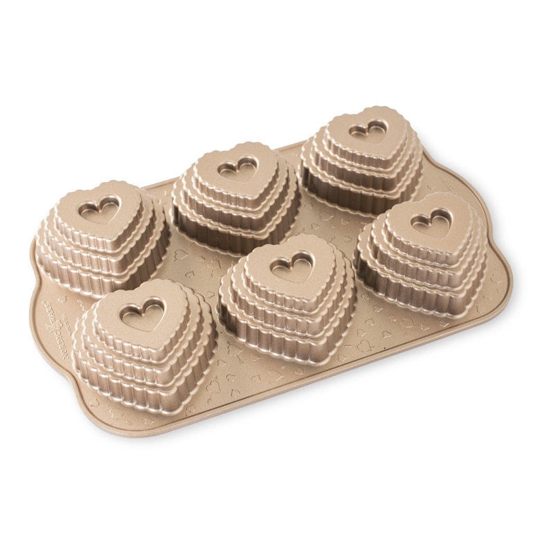 Tiered Heart Cakelet PanTiered Heart Cakelet Pan