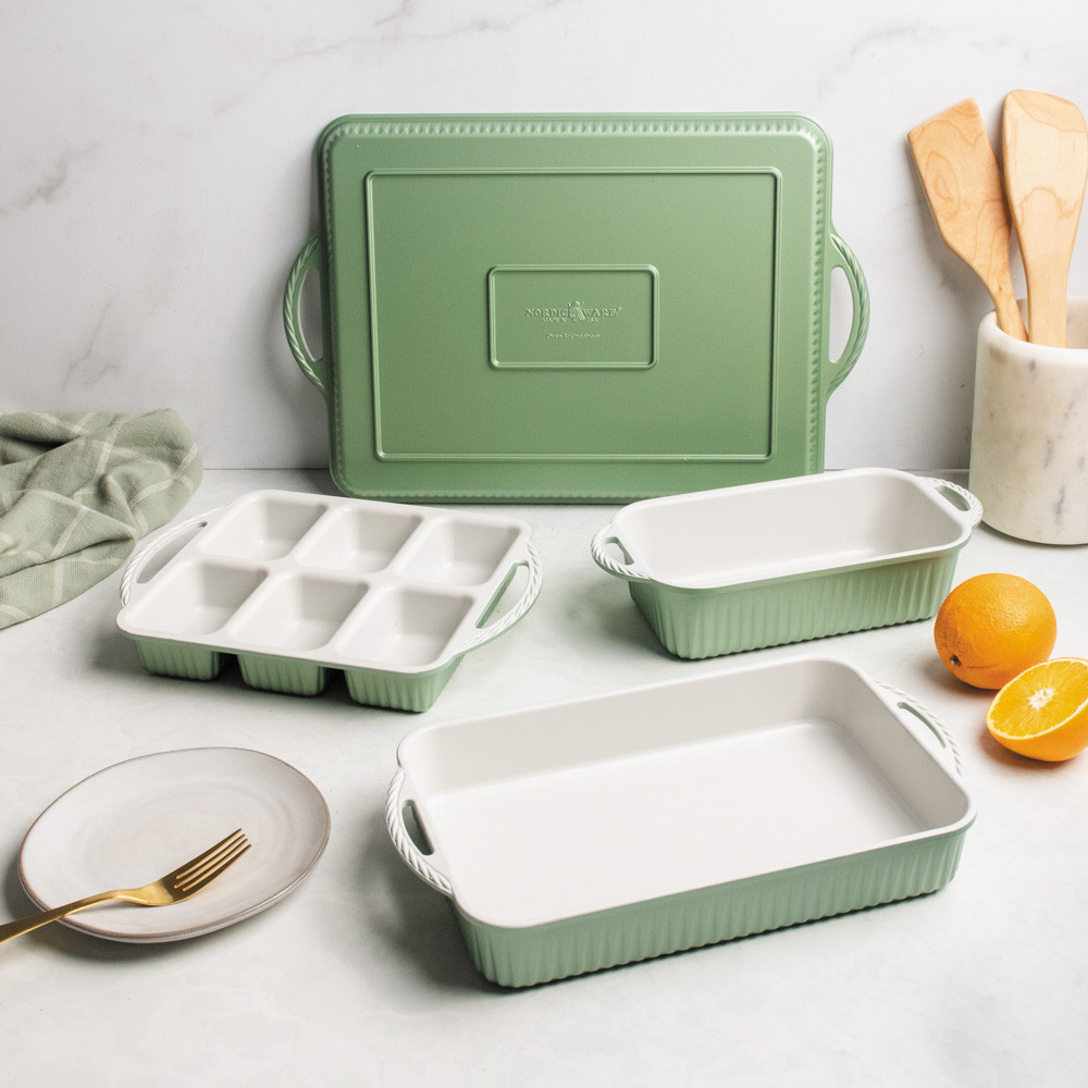 Cardamom™ 4 Piece Bakeware SetCardamom™ 4 Piece Bakeware Set - Image 2