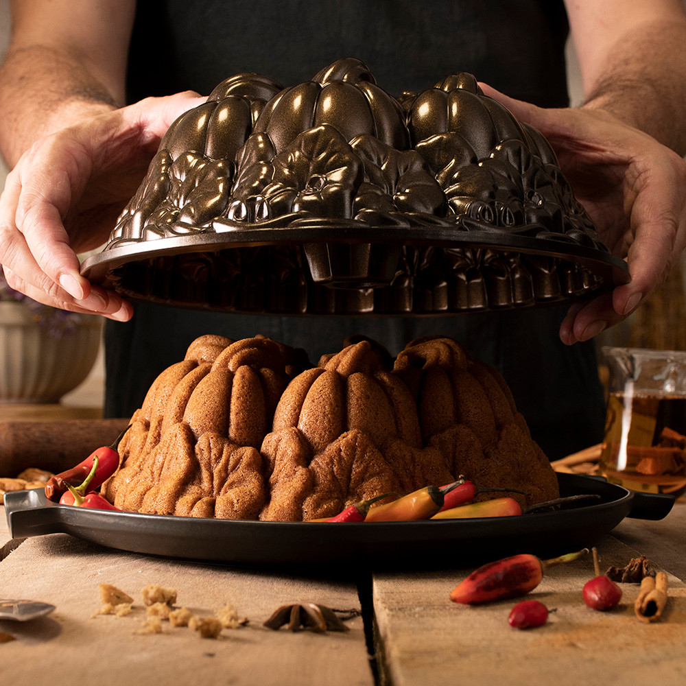 Pumpkin Patch Bundt® PanPumpkin Patch Bundt® Pan - Image 8