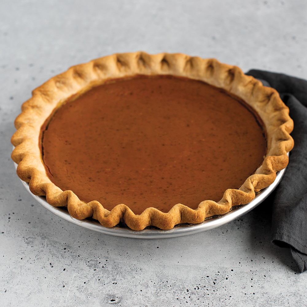 Naturals® High Dome Covered Pie PanNaturals® High Dome Covered Pie Pan - Image 2