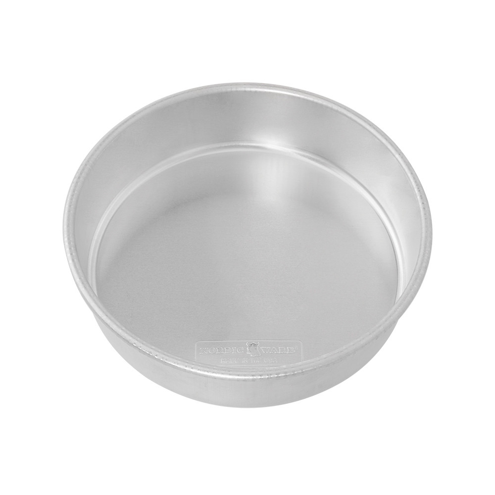 Naturals® 9" Round Cake PanNaturals® 9" Round Cake Pan - Image 4