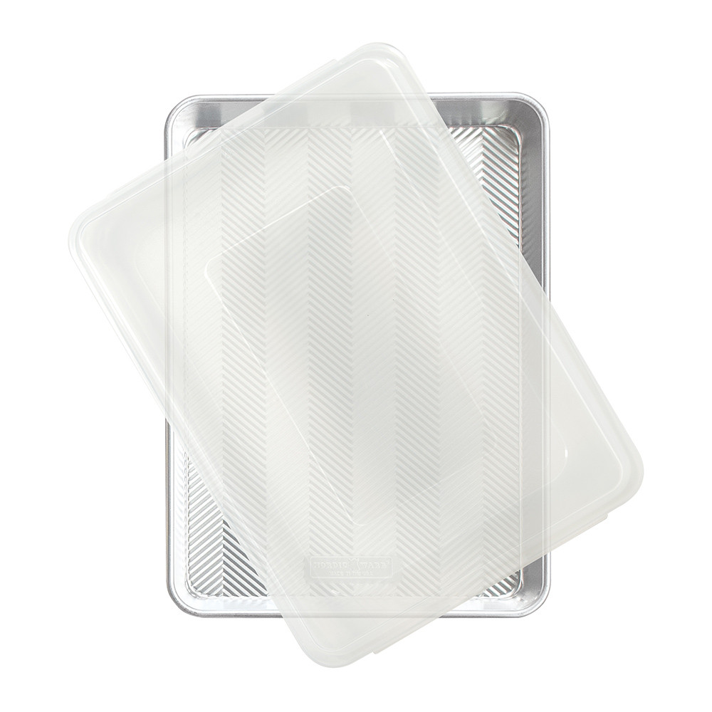 Prism High Sided Sheet Cake Pan with LidPrism High Sided Sheet Cake Pan with Lid