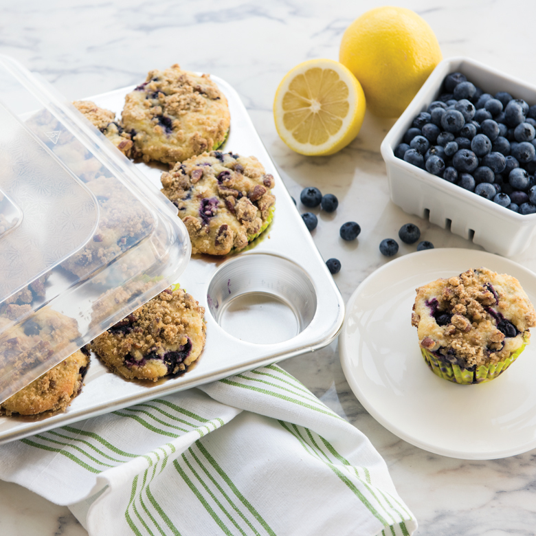Bakeware Lid for Quarter Sheet, Muffin and 9x13 PansBakeware Lid for Quarter Sheet, Muffin and 9x13 Pans - Image 2