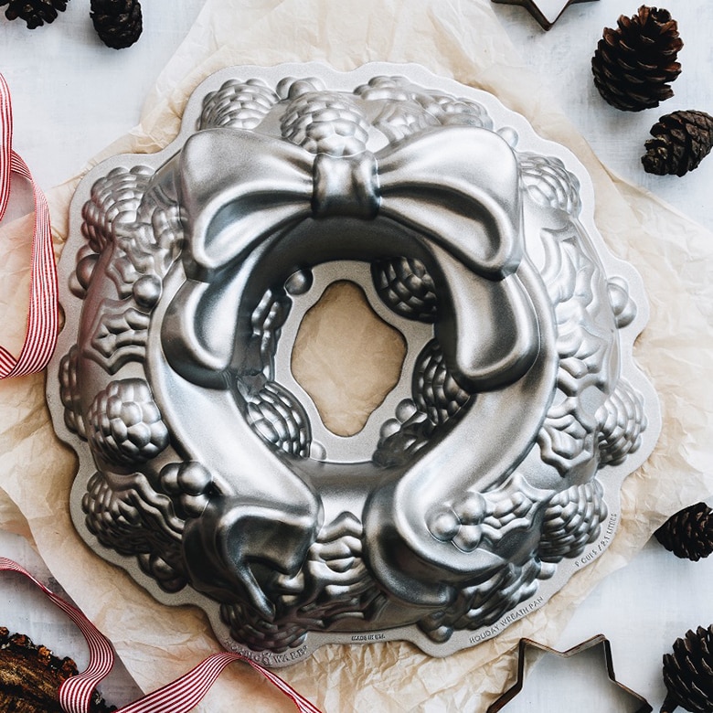 Holiday Wreath PanHoliday Wreath Pan - Image 3