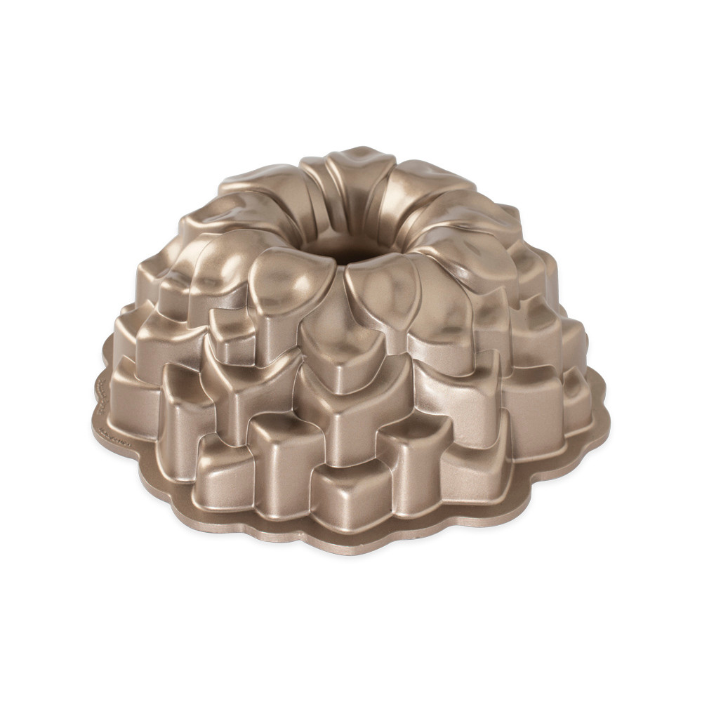 Blossom Bundt® PanBlossom Bundt® Pan