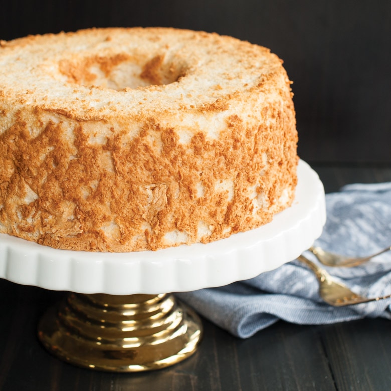 Classic Cast Pound Cake and Angelfood PanClassic Cast Pound Cake and Angelfood Pan - Image 3