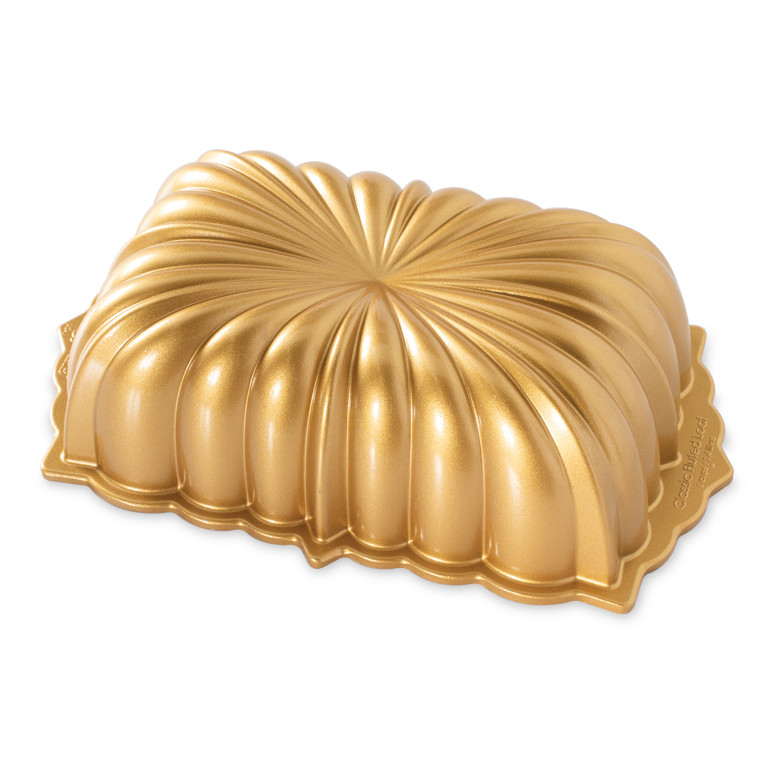 Classic Fluted Loaf PanClassic Fluted Loaf Pan