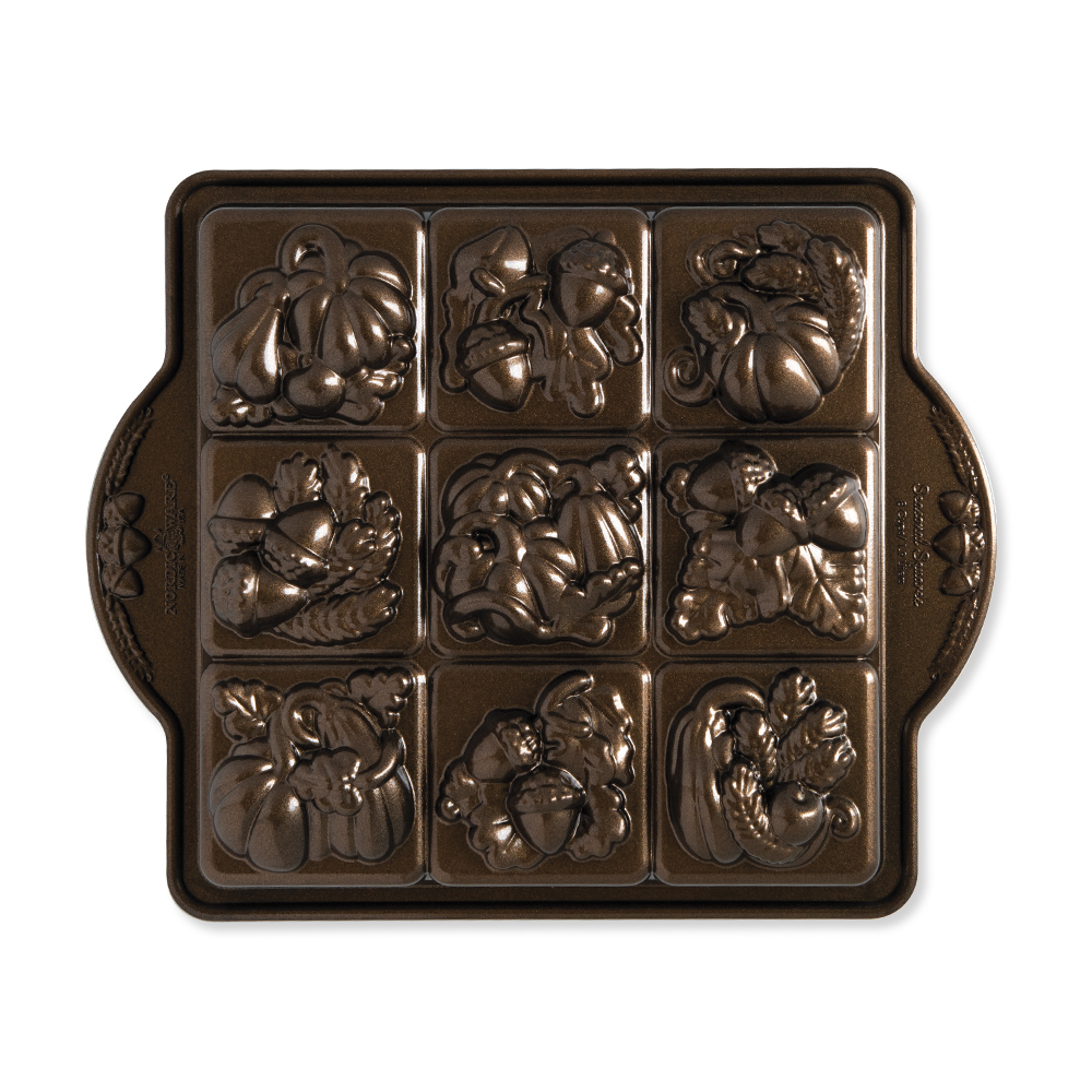 Seasonal Squares PanSeasonal Squares Pan