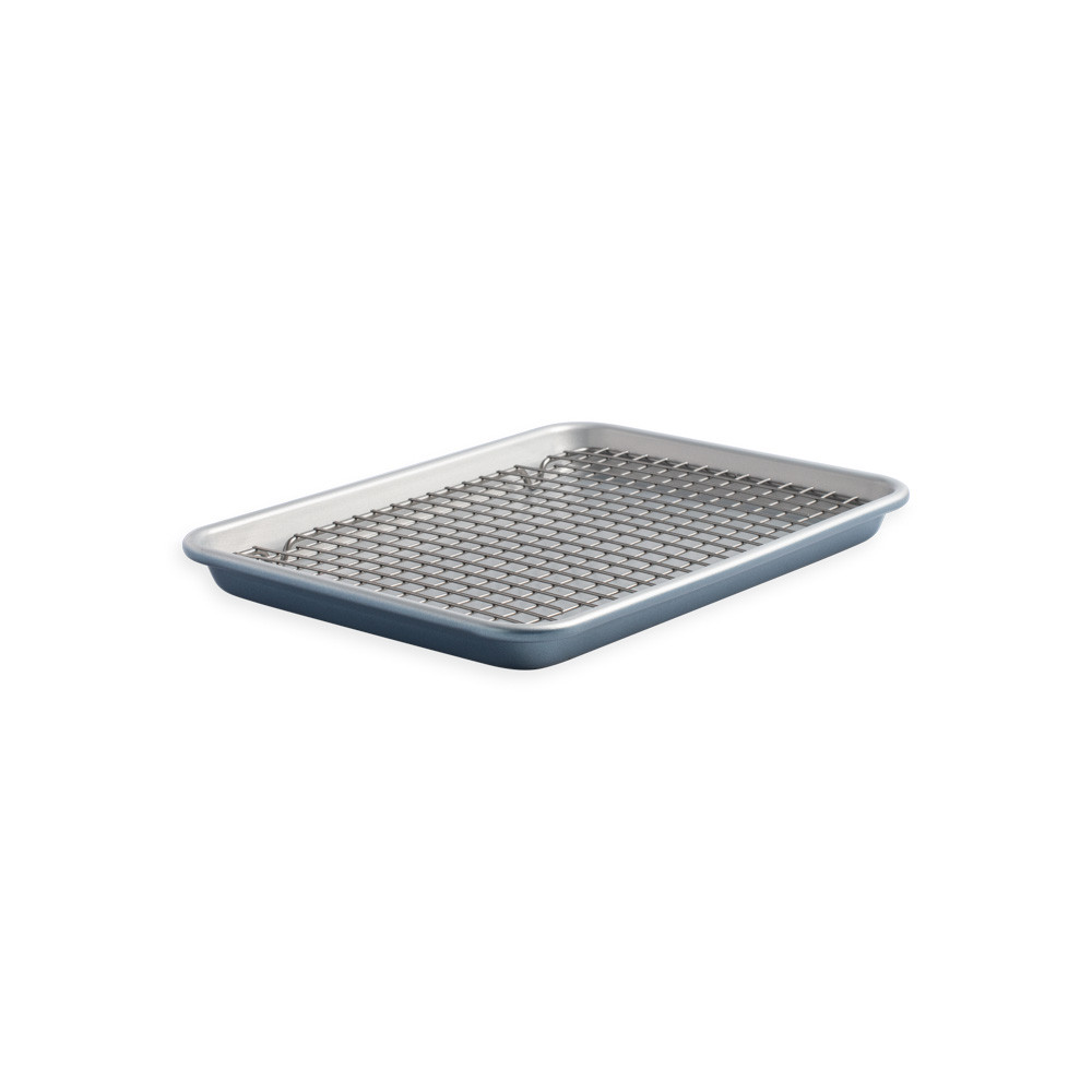Brilliant Quarter Sheet with Oven-Safe Nonstick GridBrilliant Quarter Sheet with Oven-Safe Nonstick Grid