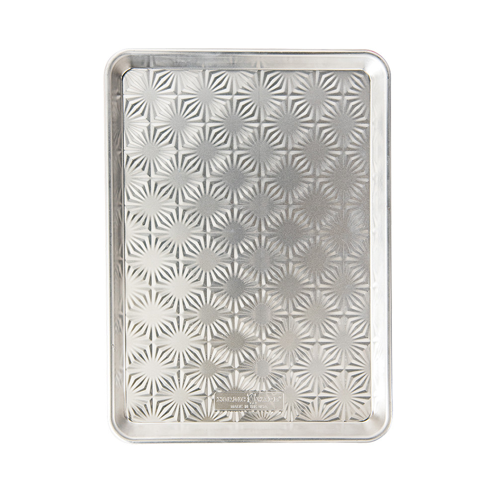 Naturals® Vintage Starburst Half Sheet PanNaturals® Vintage Starburst Half Sheet Pan