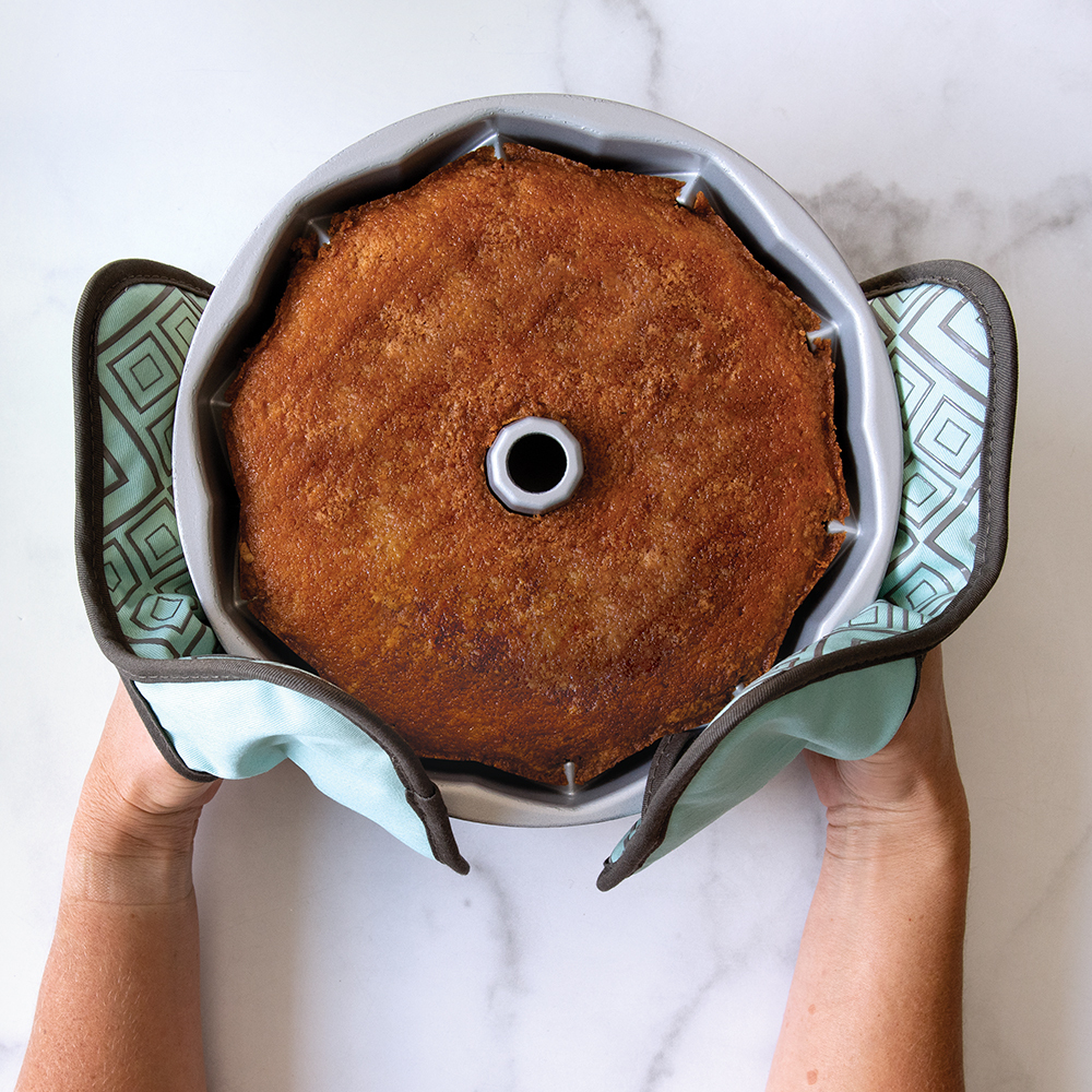Bundt® Hot Pad Set of 2Bundt® Hot Pad Set of 2 - Image 4