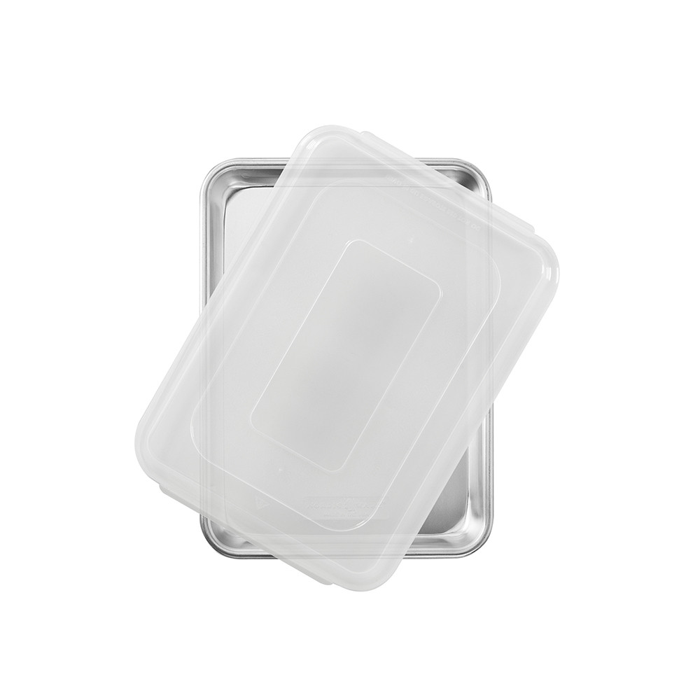 Naturals® Baker's Quarter Sheet Pan with LidNaturals® Baker's Quarter Sheet Pan with Lid