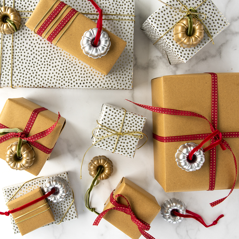Bundt® Collectible OrnamentBundt® Collectible Ornament - Image 3