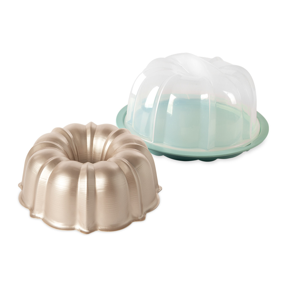 Bundt® Pan with Translucent Cake KeeperBundt® Pan with Translucent Cake Keeper