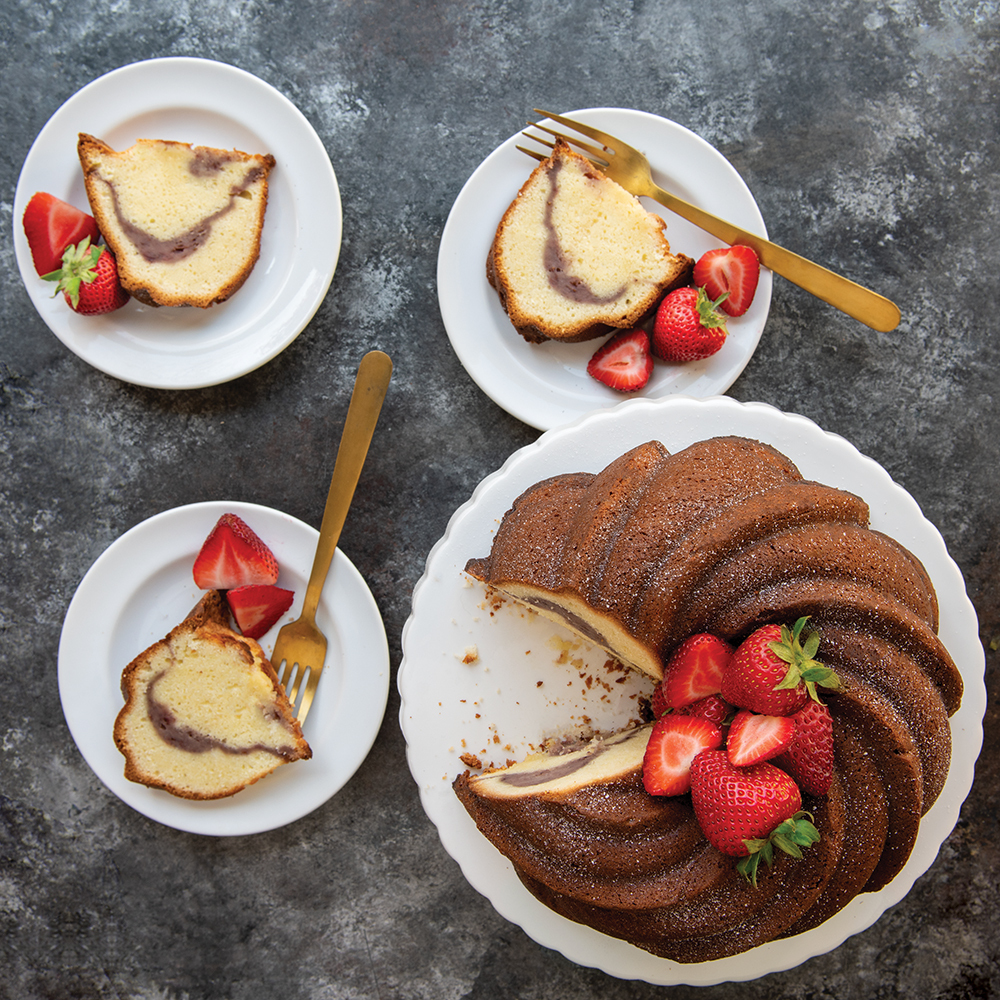 Swirl Bundt® PanSwirl Bundt® Pan - Image 3