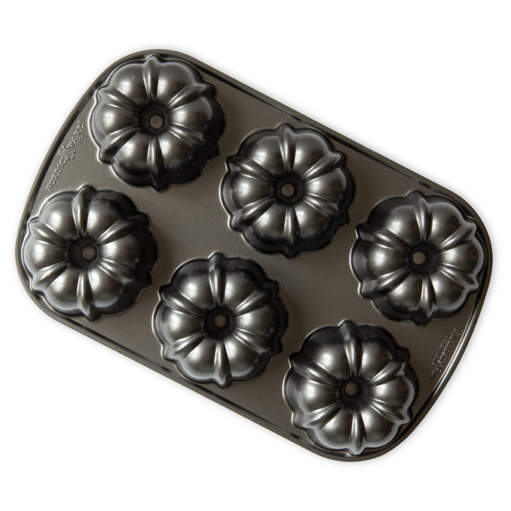 Classic Bundtlette® Cake PanClassic Bundtlette® Cake Pan
