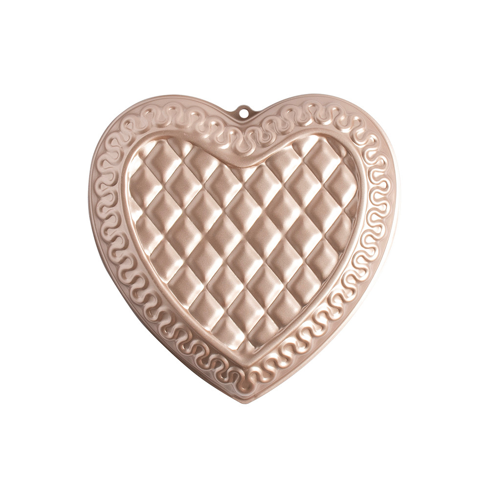 Quilted Heart Cake PanQuilted Heart Cake Pan