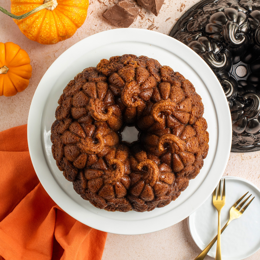 Pumpkin Patch Bundt® PanPumpkin Patch Bundt® Pan - Image 3
