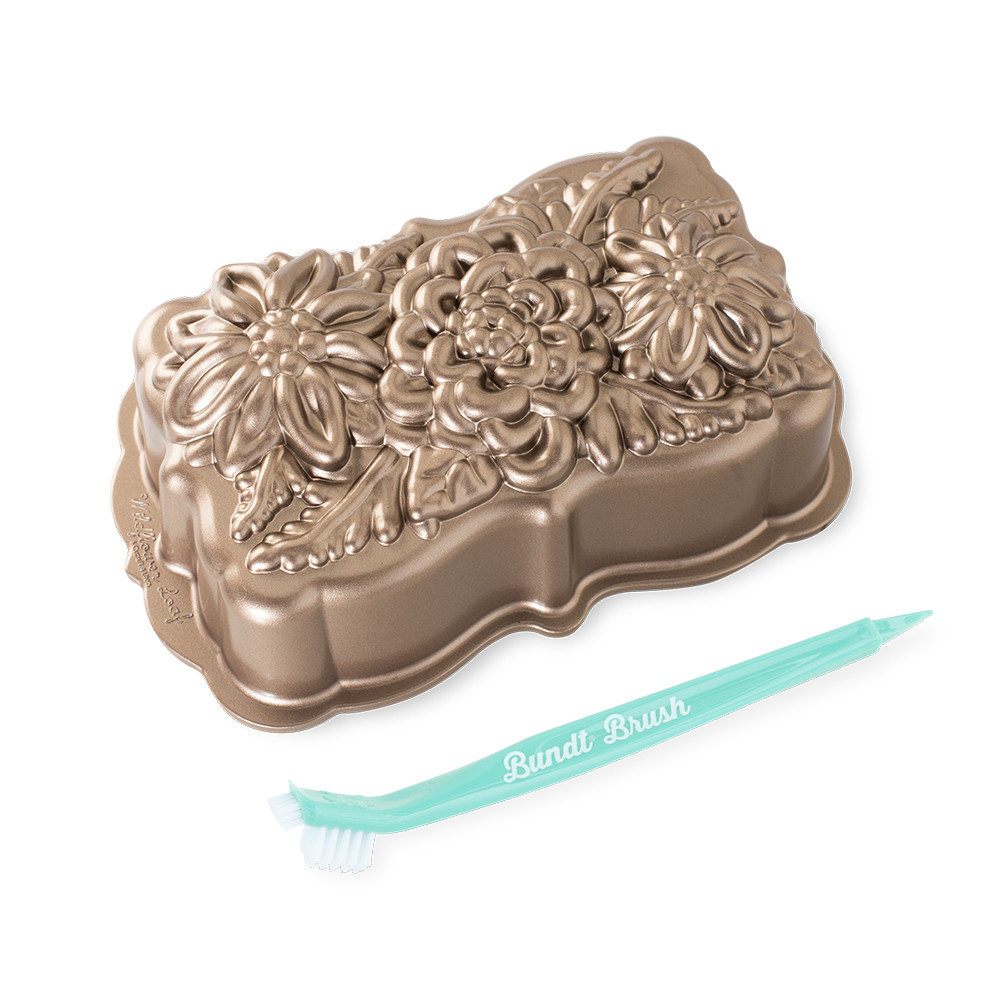 Wildflower Loaf and Bundt® Cleaning Tool SetWildflower Loaf and Bundt® Cleaning Tool Set