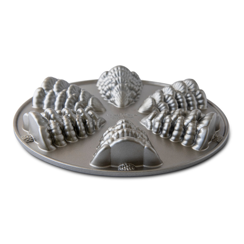 Evergreen Tree Cakelet PanEvergreen Tree Cakelet Pan - Image 5