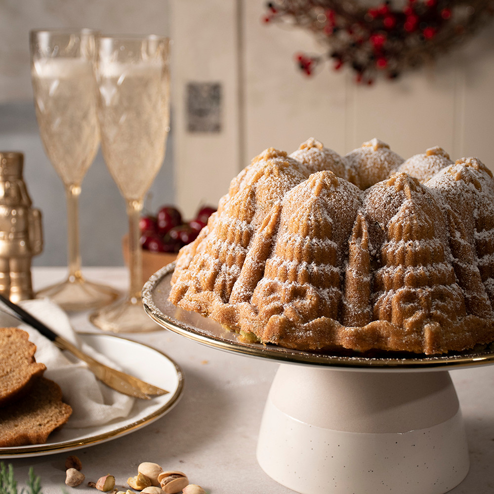 Very Merry Bundt® PanVery Merry Bundt® Pan - Image 5