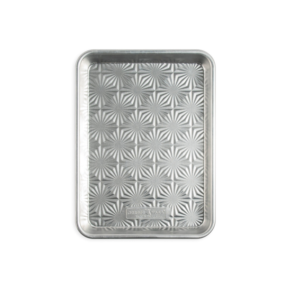 Naturals® Vintage Starburst Quarter Sheet PanNaturals® Vintage Starburst Quarter Sheet Pan