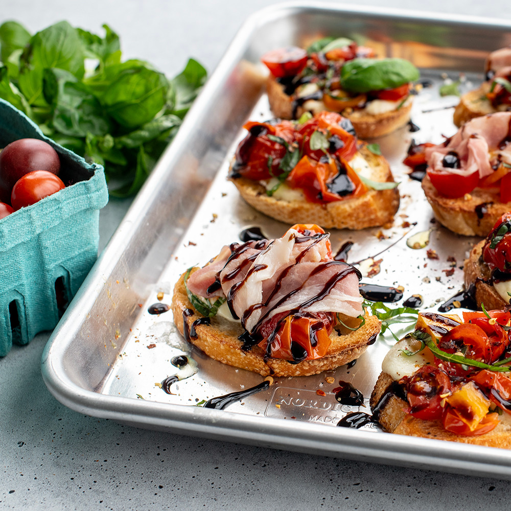 Naturals® Baker's Quarter Sheet PanNaturals® Baker's Quarter Sheet Pan - Image 10