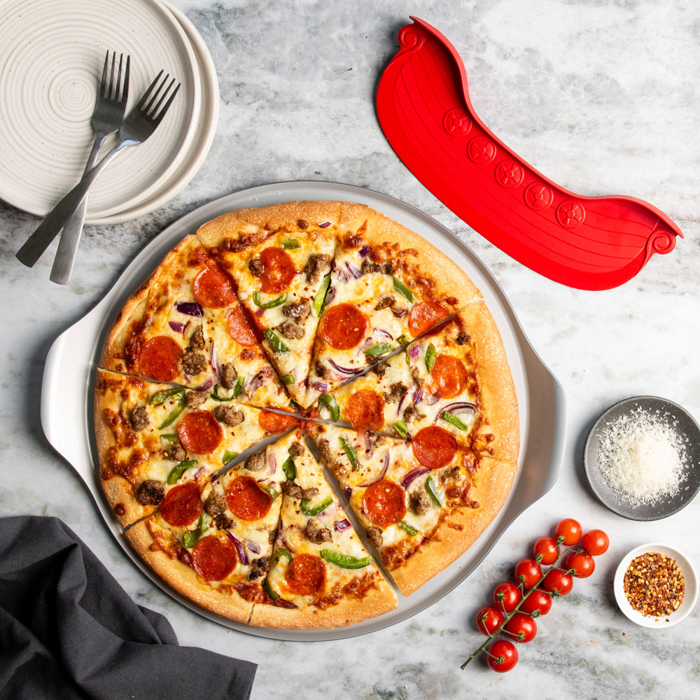 Rock the Boat Pizza CutterRock the Boat Pizza Cutter - Image 4
