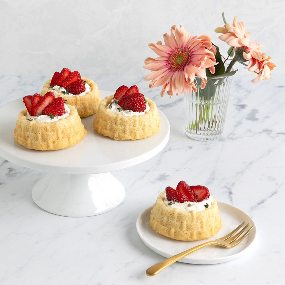 Shortcake Baskets PanShortcake Baskets Pan - Image 4
