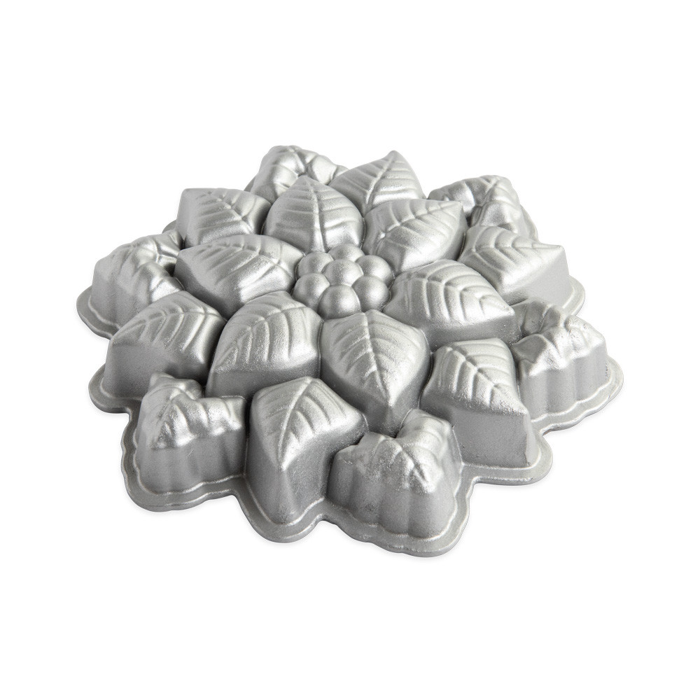 Poinsettia Pull-Apart PanPoinsettia Pull-Apart Pan - Image 8
